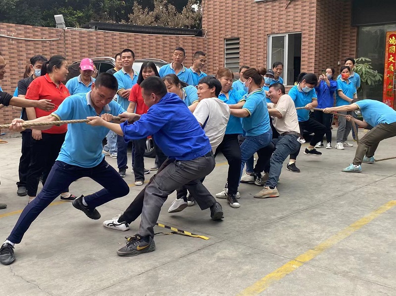 2、包裝隊使勁.jpg